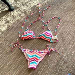 body glove swim suit two piece